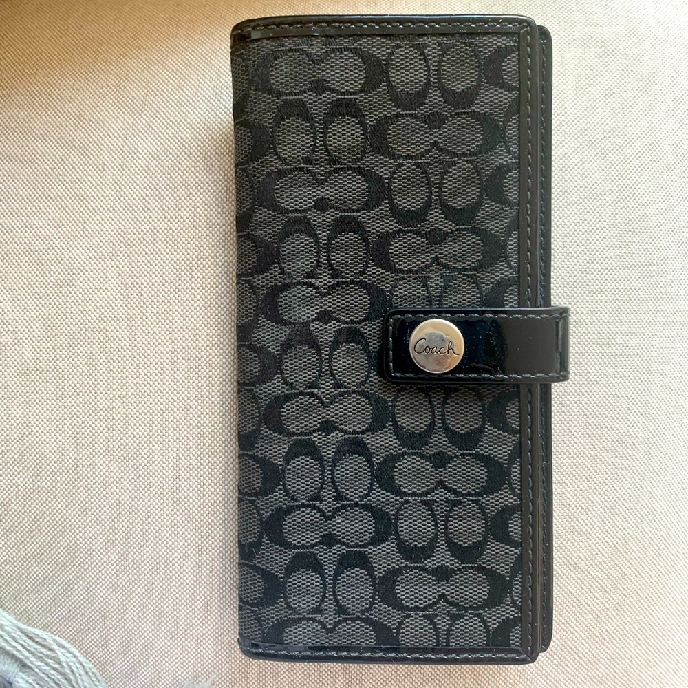 Coach checkbook Wallet - Black - excellent condition (used a few times only)